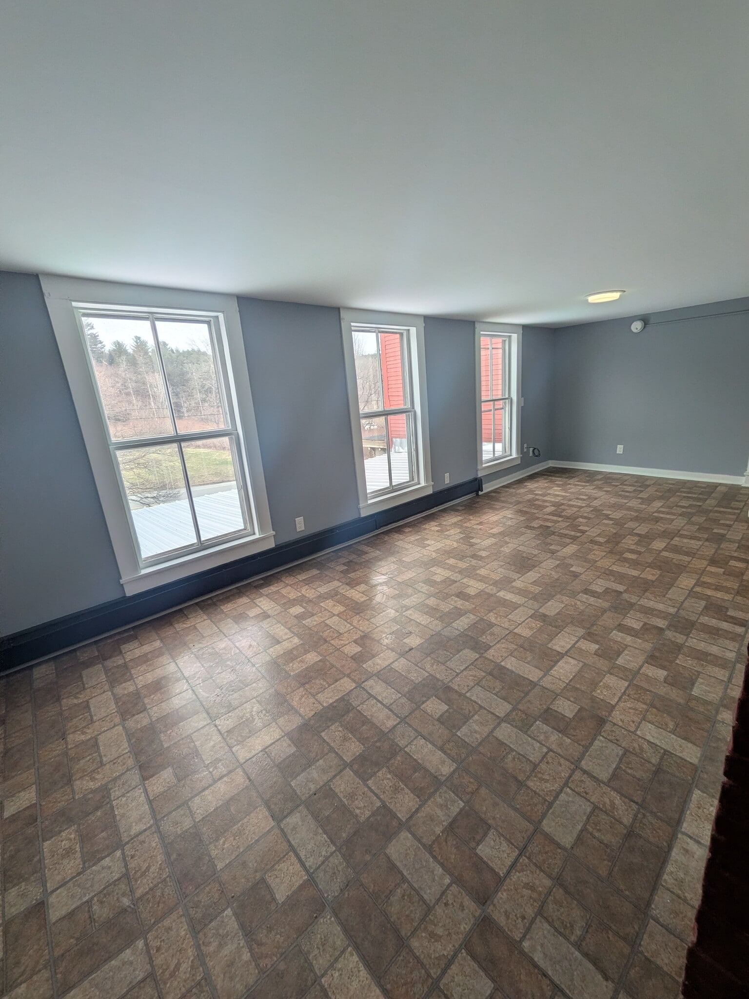 Building Photo - 2978 Vt Rte 14 N