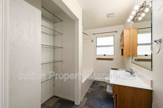 Building Photo - 215 N 100 E