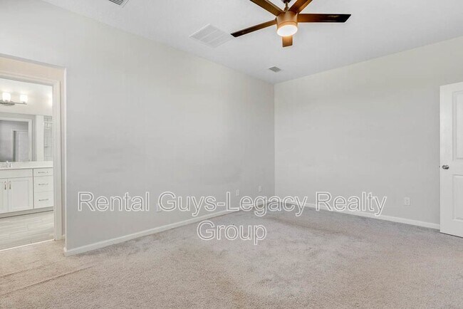 Building Photo - 14743 Rain Lily St