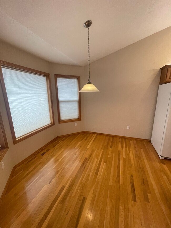 Building Photo - 3 Bedroom home in Albany!