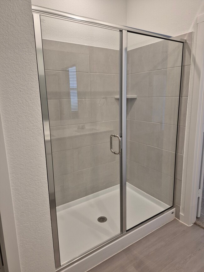 Building Photo - 224 Pine St