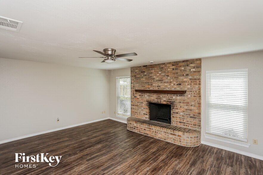 Building Photo - 11908 Metmora Ct