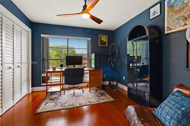 Building Photo - 6614 SW 114th Pl