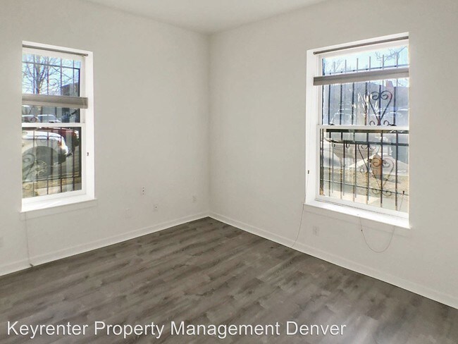Building Photo - 3100 Umatilla St