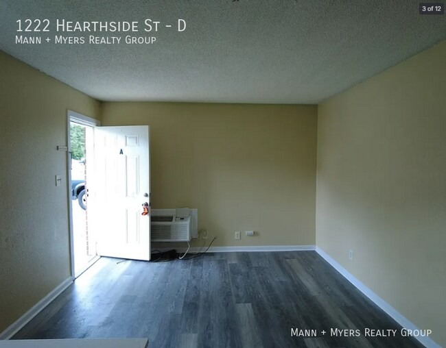 Building Photo - 1222 Hearthside St