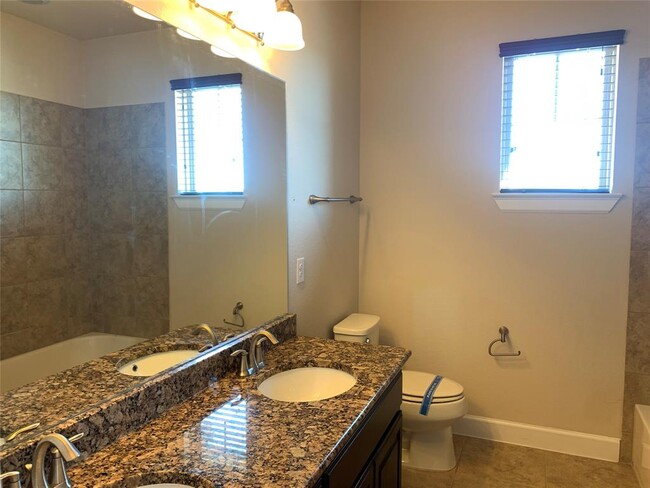Building Photo - 3159 Pablo Way