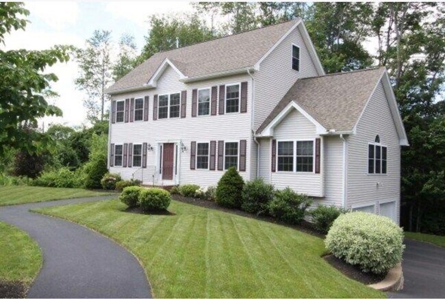 Building Photo - 19 Benjamin Ln