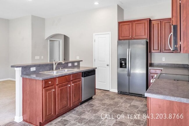 Building Photo - 126 Mayfield Dr