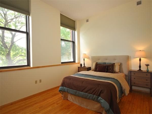 Building Photo - 68 Central Ave