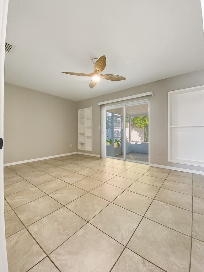 Building Photo - 2901 Garden Terrace NE