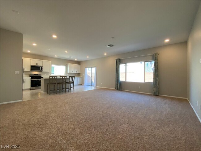 Building Photo - 10246 Bloom Quick Ct