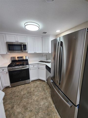 Building Photo - 233 Texas St