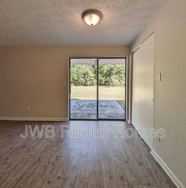 Building Photo - 4431 Kenndle Rd