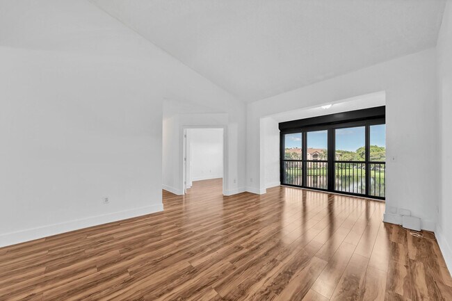 Building Photo - 4111 Coral Tree Cir