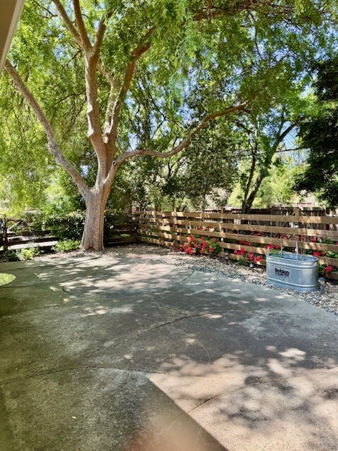 Building Photo - 3129 Shire Ln