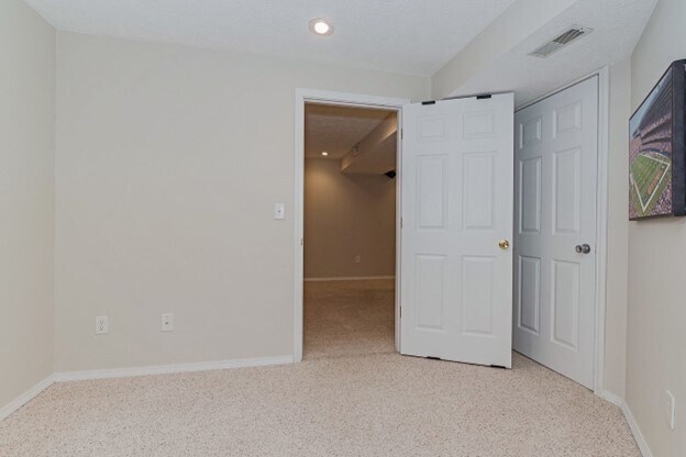 Building Photo - 244 Parktrail Rd