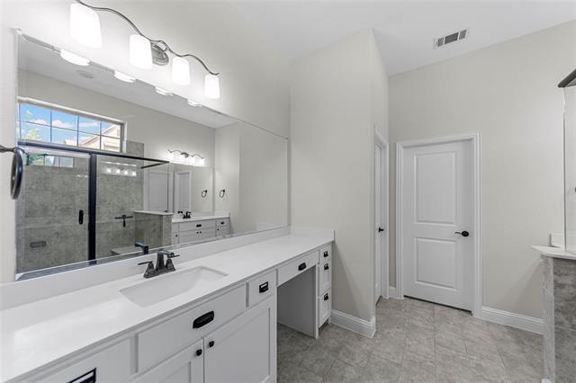 Building Photo - 7000 Kickapoo Dr