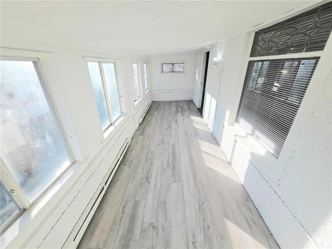 Building Photo - 414 N 33rd Ave