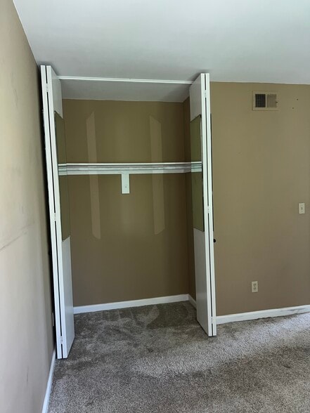 Closet # 1 in master bedroom - 2516 Wanek Rd