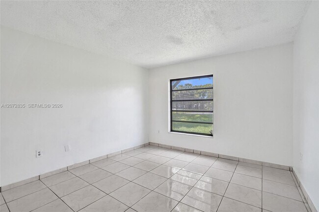Building Photo - 5700 SW 127th Ave