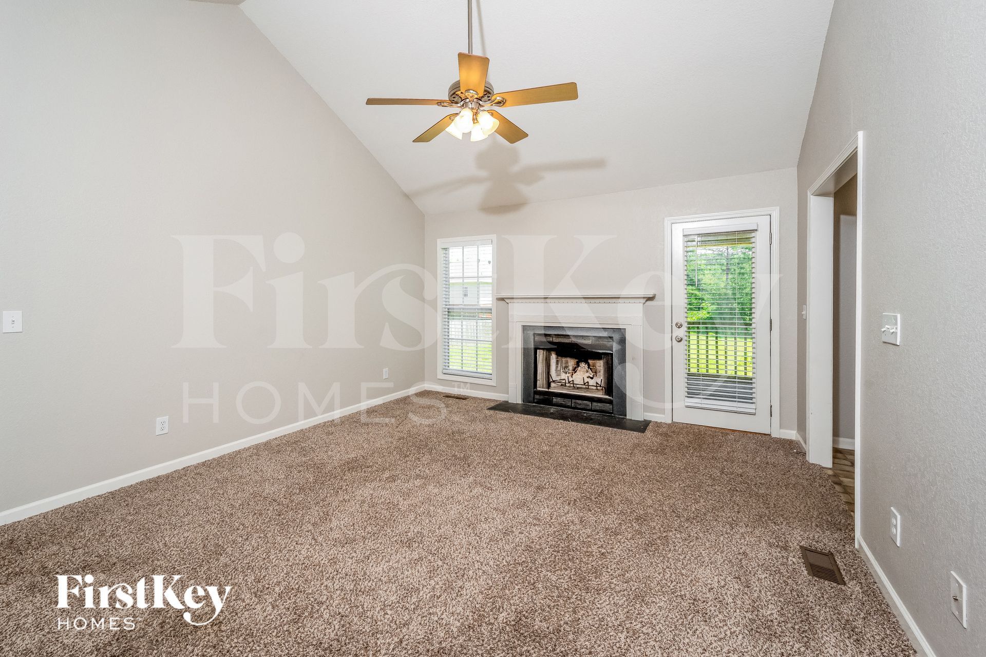 Building Photo - 29 Parkwood Dr