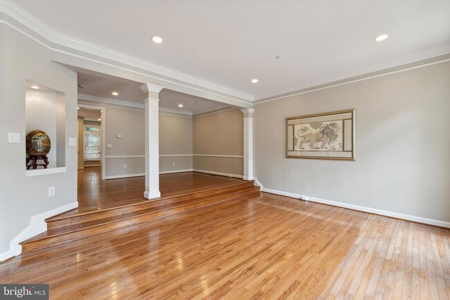 Building Photo - 8048 Kidwell Town Ct