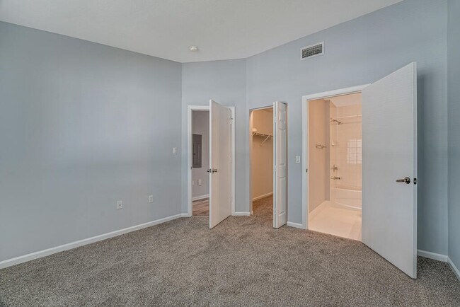 Building Photo - 3810 N Jog Rd