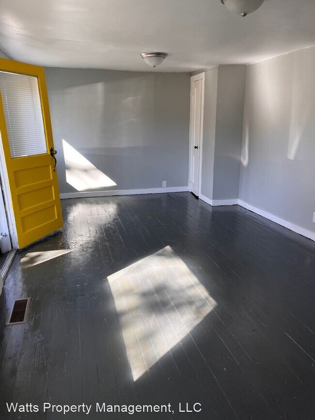 Building Photo - 2 br, 1 bath House - 3153 Grit Road