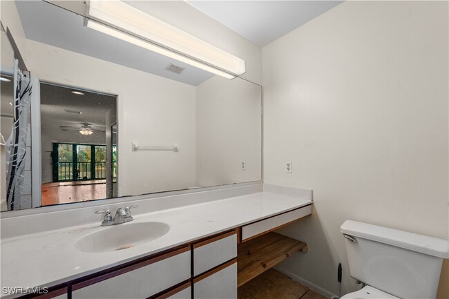 Building Photo - 13411 Gateway Dr