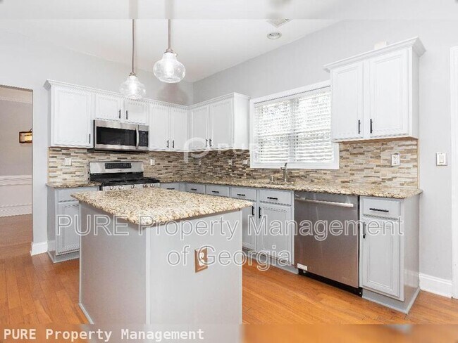 Building Photo - 2212 Caneridge Ct SW