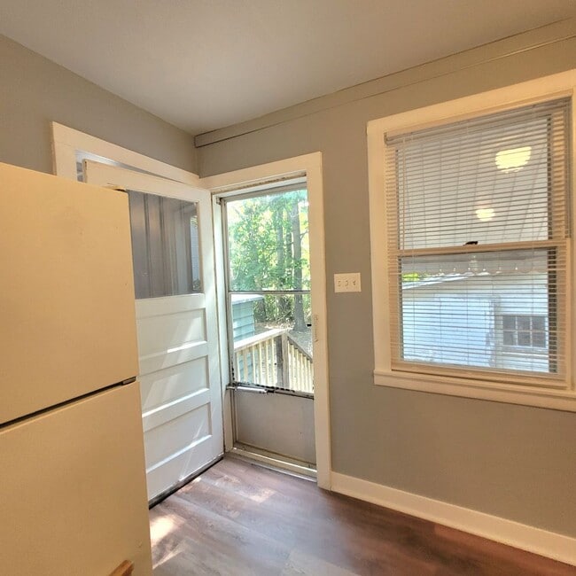 Building Photo - Large Updated House with Garage!