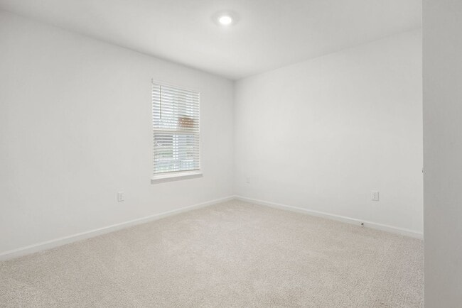 Building Photo - 464 Blair Rd