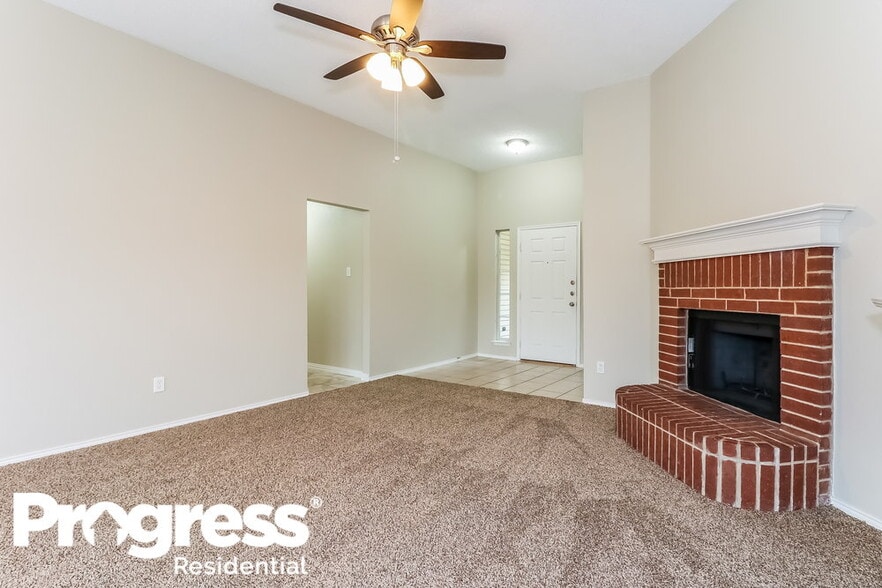 Building Photo - 508 Cambridge Dr