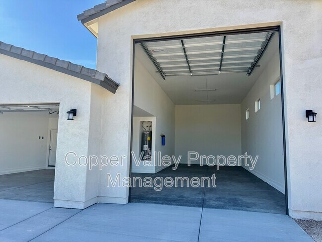 Building Photo - 38780 N 18th St