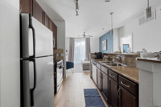 Building Photo - 13005 Meandering Way