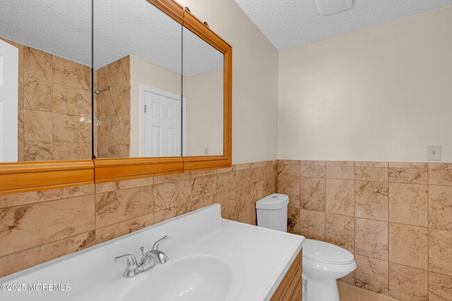 Building Photo - 10 Foxwood Ct
