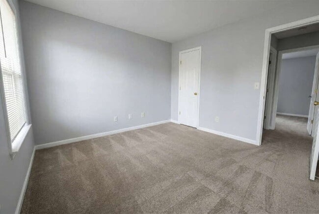 Building Photo - 370 Darter Run NW