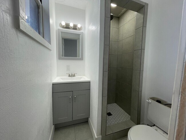 Building Photo - 13224 S Redwood Rd