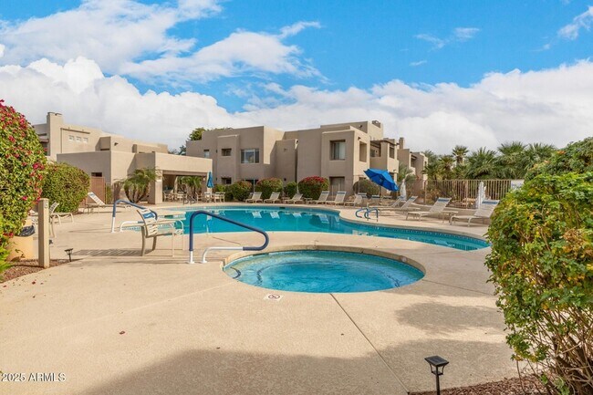 Building Photo - 11260 N 92nd St