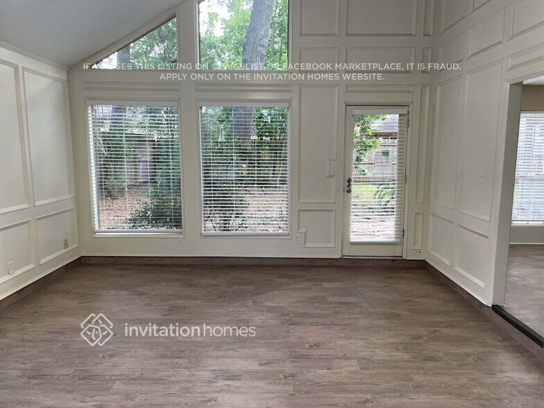 Building Photo - 16923 Windrow Dr