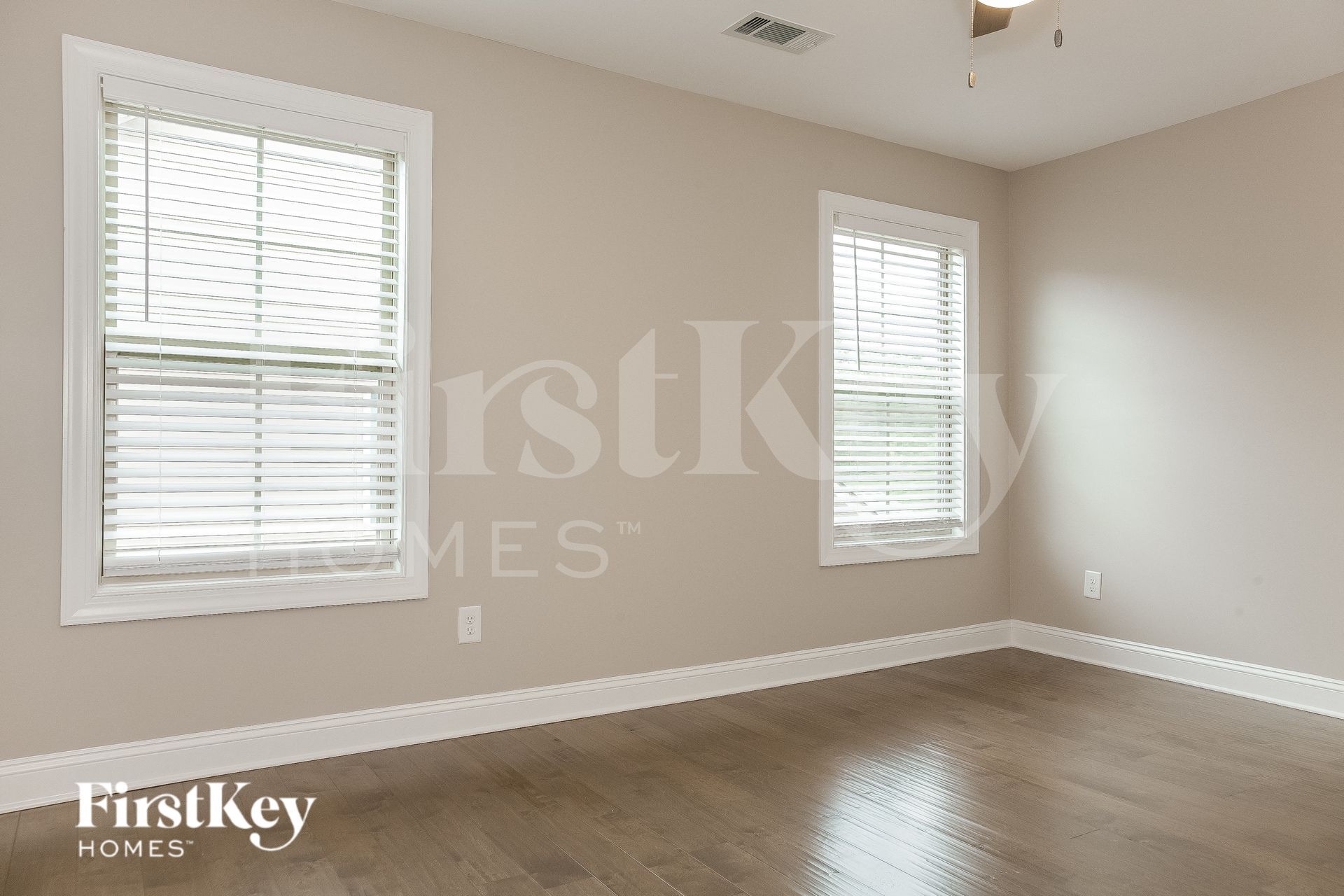 Building Photo - 740 Wood Lily Dr