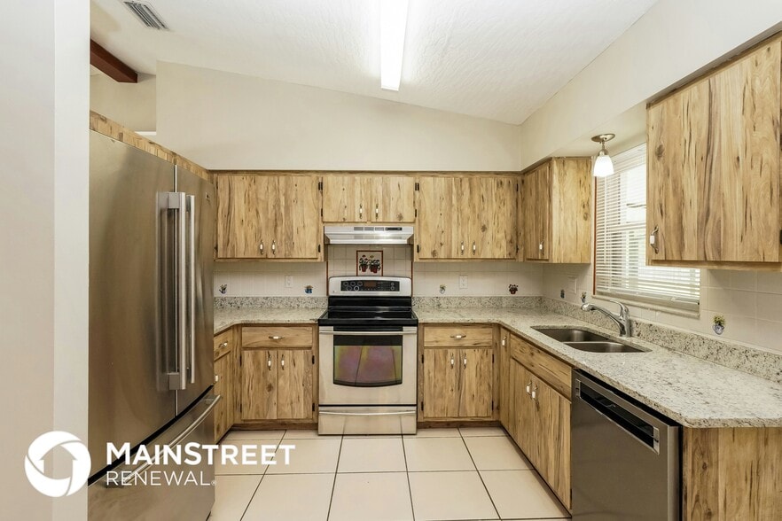 Building Photo - 548 Winer Ave SW