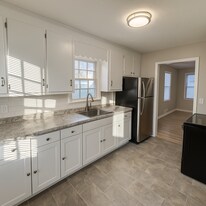 Building Photo - 4221 N St