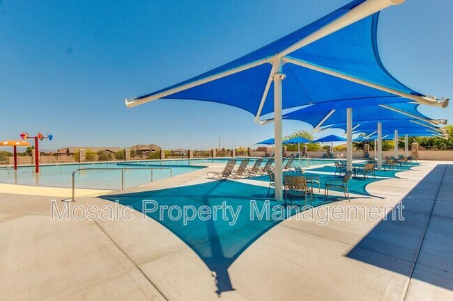 Building Photo - 2035 W Gold Dust Ave