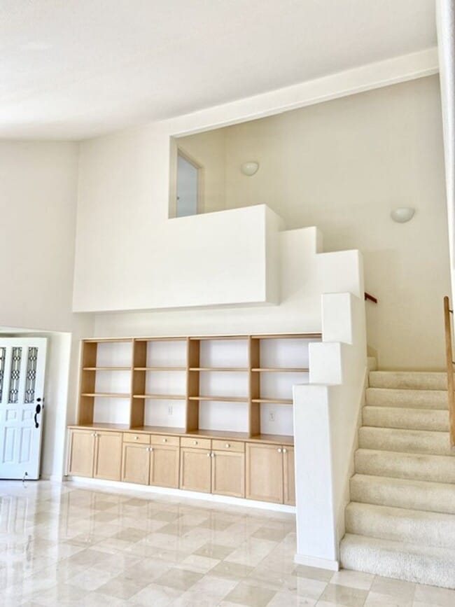 Building Photo - Mililani Mauka Executive home. 4 bedroom 2.5 bath home