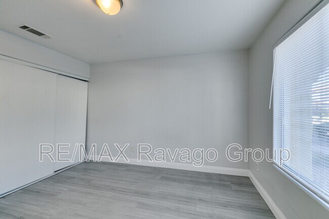 Building Photo - 1550 Jamielinn Ln
