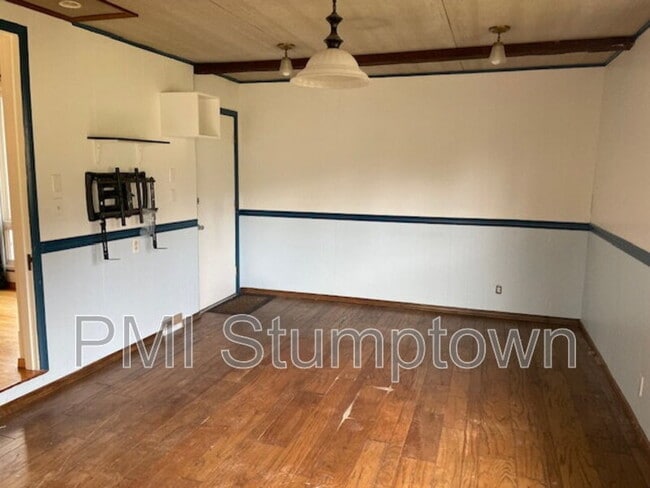 Building Photo - 575 E Berkeley St