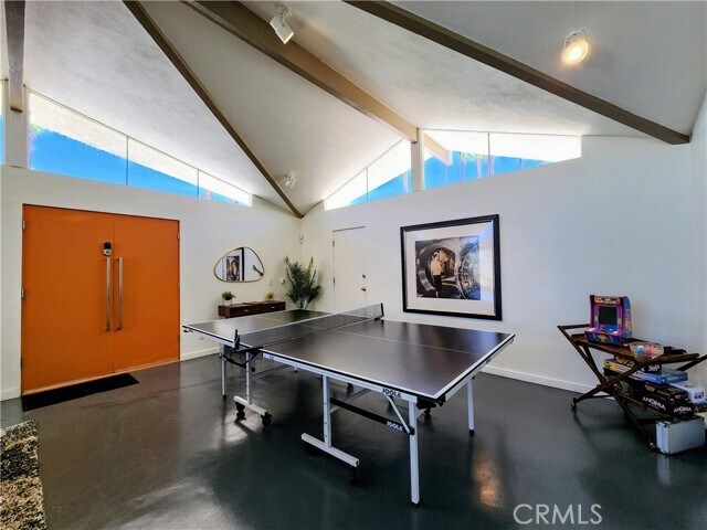 Building Photo - 2499 S Palm Canyon Dr