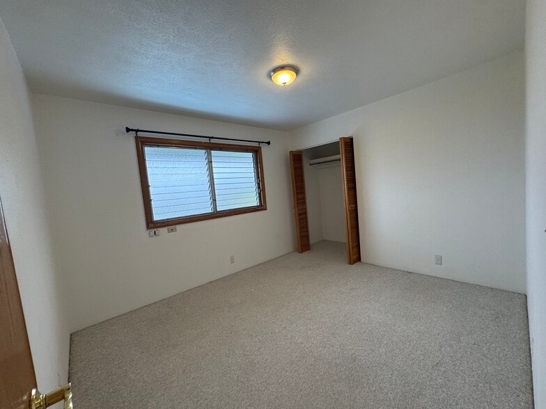 Building Photo - 360 Ohukea St