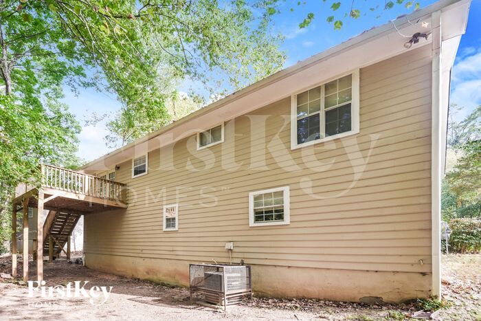 Building Photo - 660 Cranberry Trail